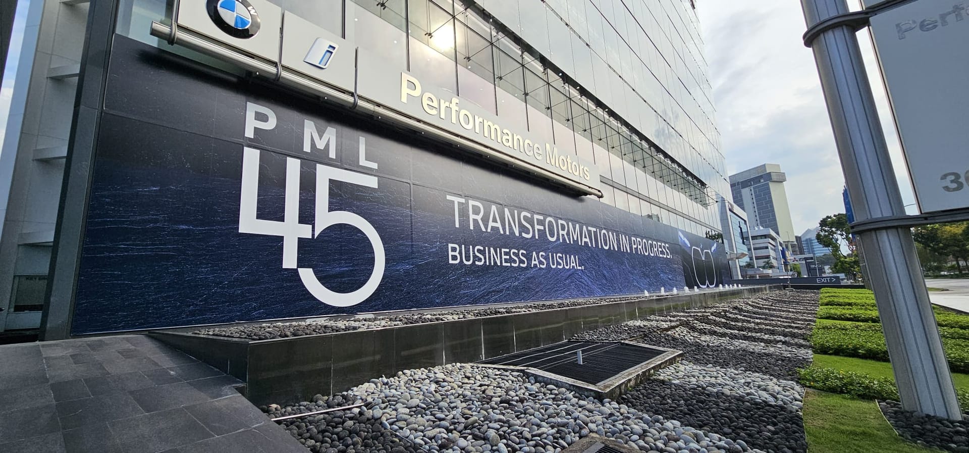 Large format printing in Singapore by Garrison Productions